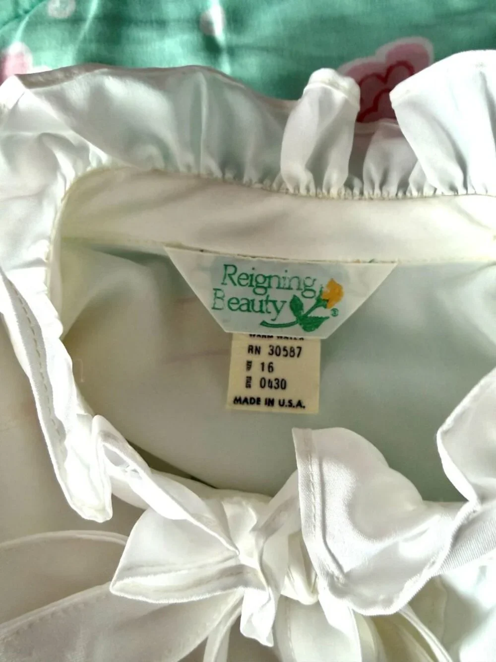 Vintage Reigning Beauty Womens White High Collar Blouse Coquette Whimsy